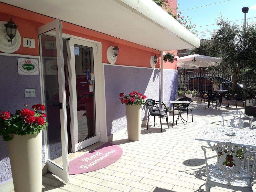 Hotel Fiammetta Rimini Luaran gambar