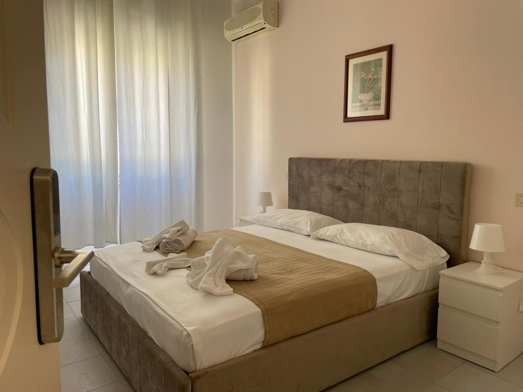 Hotel Fiammetta Rimini Luaran gambar