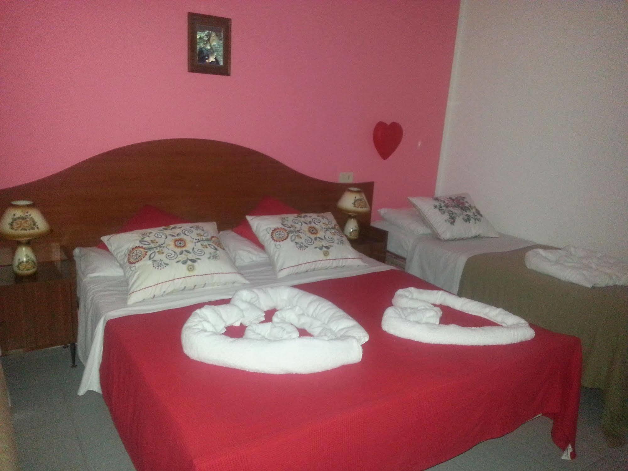 Hotel Fiammetta Rimini Luaran gambar