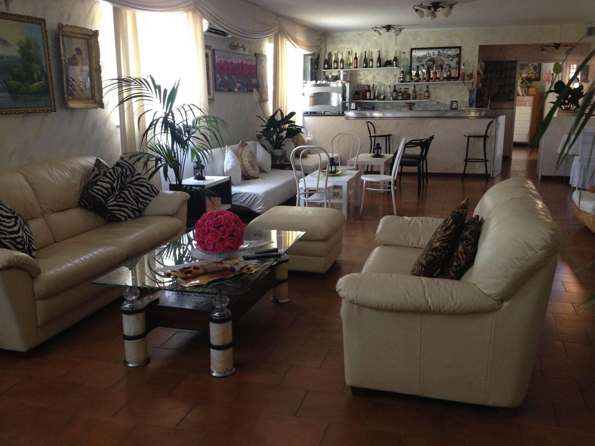 Hotel Fiammetta Rimini Luaran gambar
